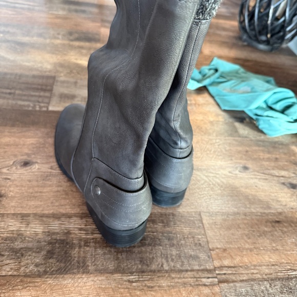 Lifestride Xandy Wide Calf Riding Boot Gray - Picture 7 of 13